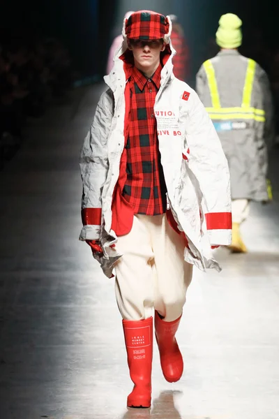 Look 41